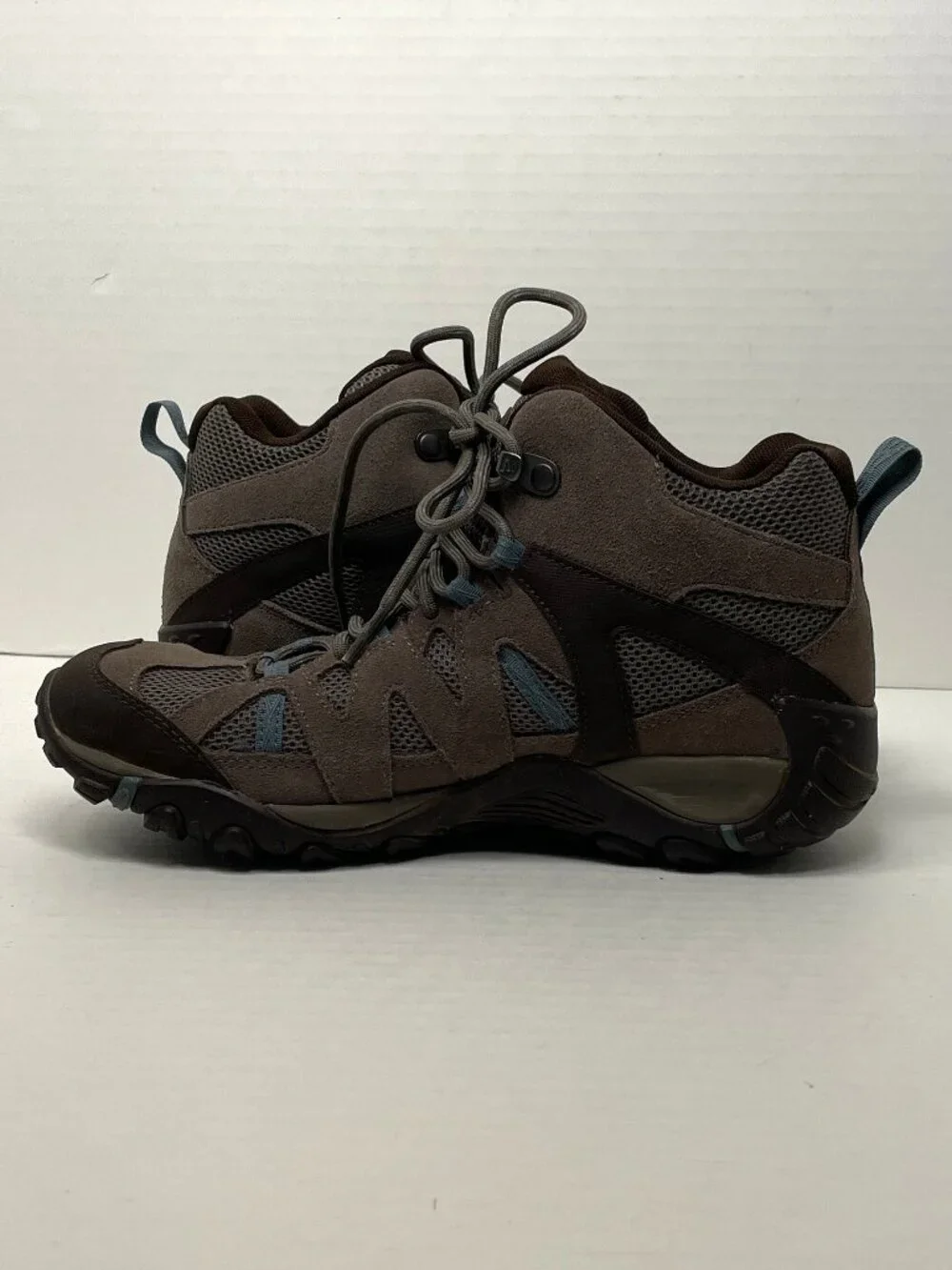 Merrell Deverta 2 Hiking Boots Women's Size 9.5 J034744 Shoes Mid Waterproof